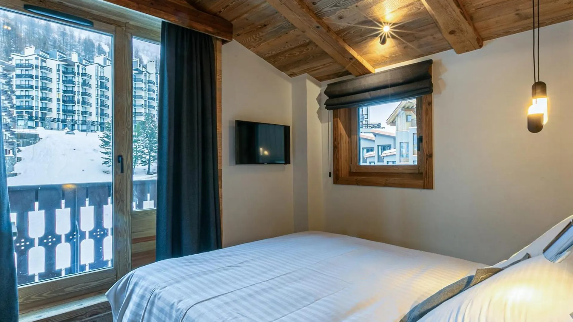 Appartement De Prestige Avec Cheminee Au Centre De Val-D'Isere, A Proximite Des Pistes Et Commerces - Fr-1-694-205 França